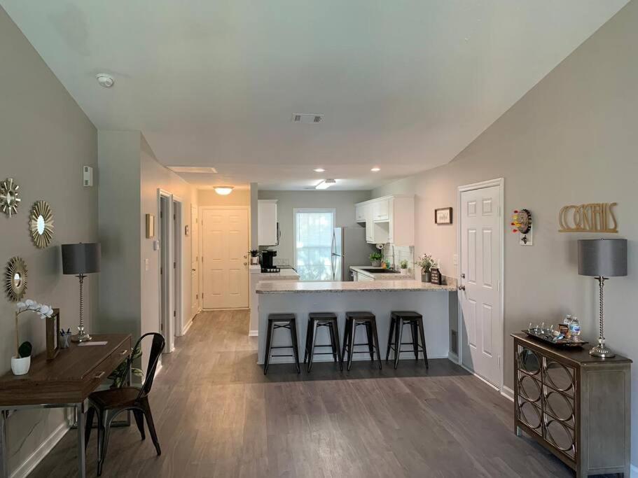 Comfy, Stylish Townhome Near I-20! Огаста Экстерьер фото